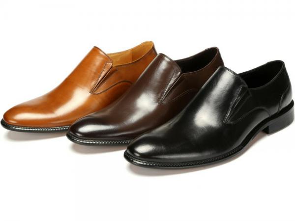 Which shoes are best for office?